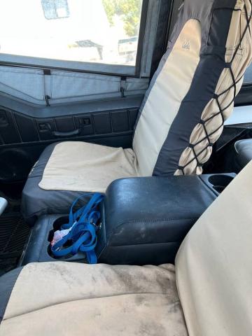 Jeep Wrangler image 2