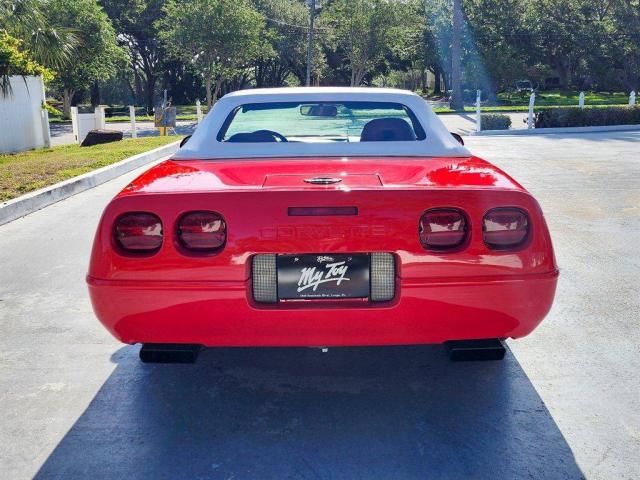 Chevrolet Corvette image 4