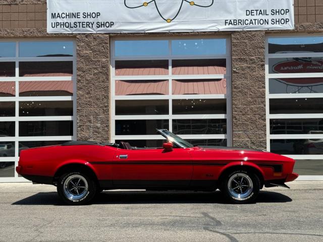 Ford Mustang Convertible image 8