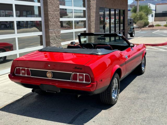 Ford Mustang Convertible image 3