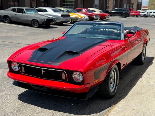 Ford Mustang Convertible image 1