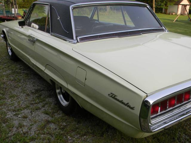 Ford Thunderbird Landau Edition image 9