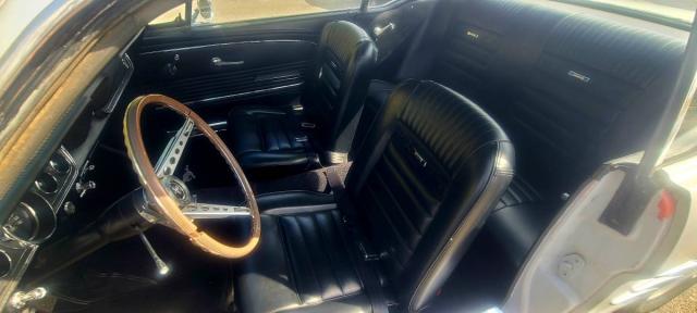 Ford Mustang image 7