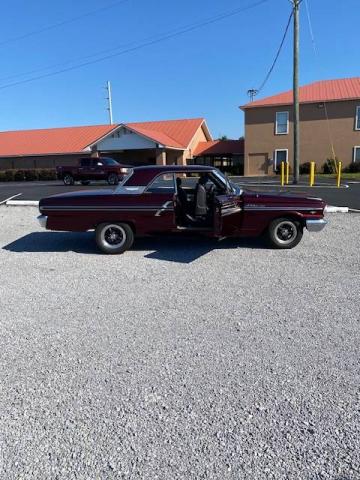 Ford Fairlane image 2