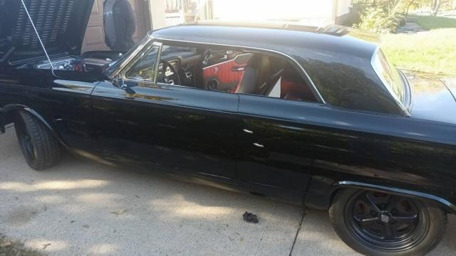 Ford Fairlane 500 image 8