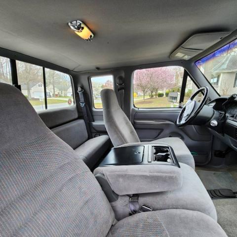Ford F-250 image 8