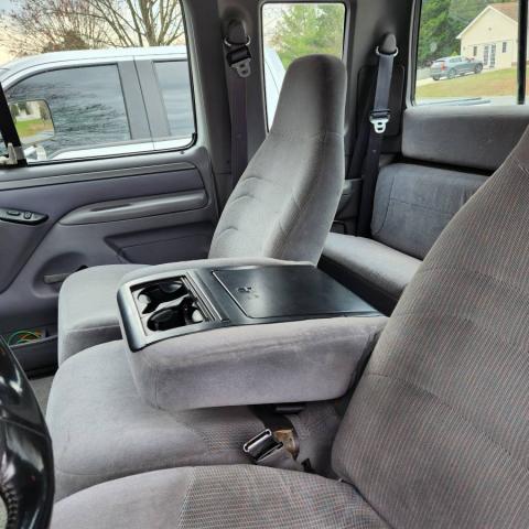 Ford F-250 image 1