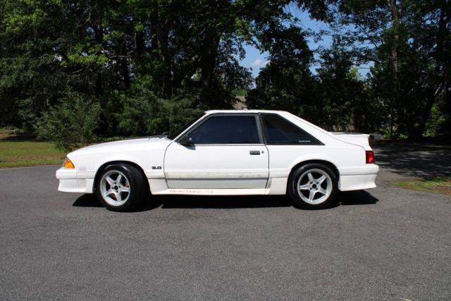 Ford Mustang image 9