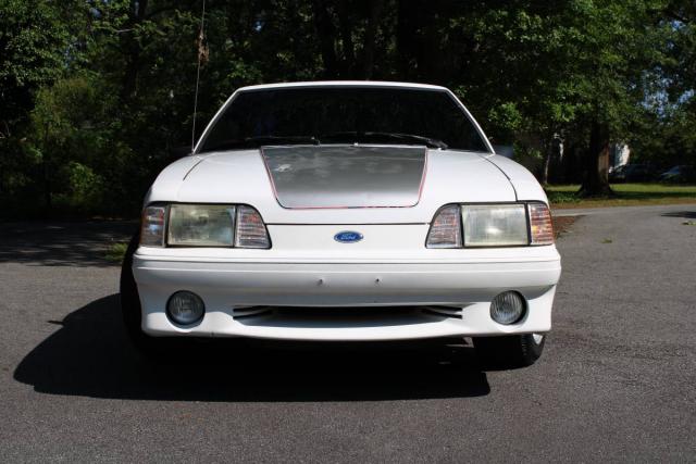 Ford Mustang image 2