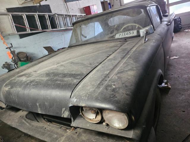 Ford Fairlane 500 image 1