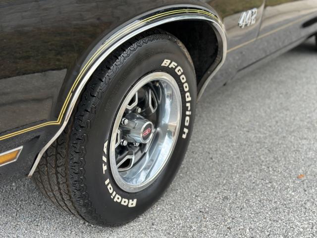 Oldsmobile 442 image 3