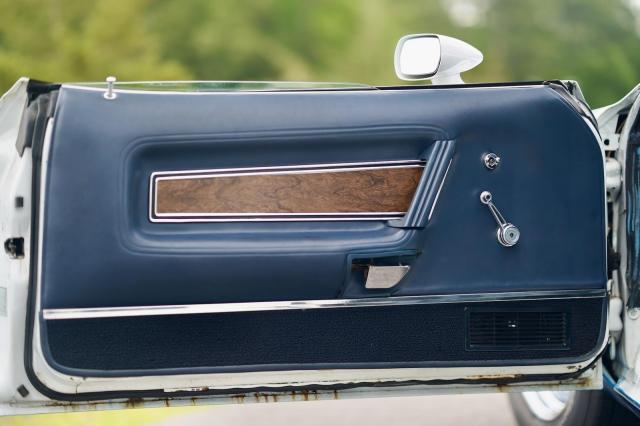 Ford Mustang image 7
