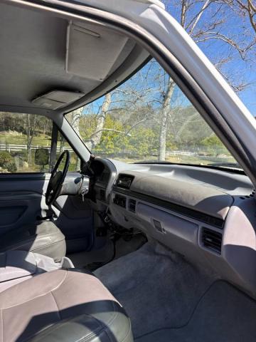 Ford F350 4x4 Diesel image 7