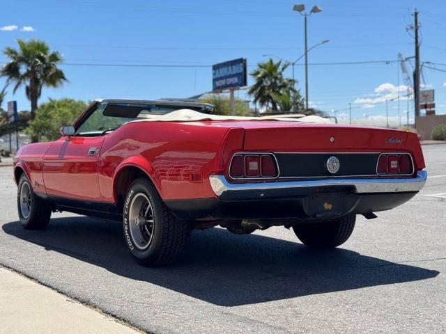 Ford Mustang image 8