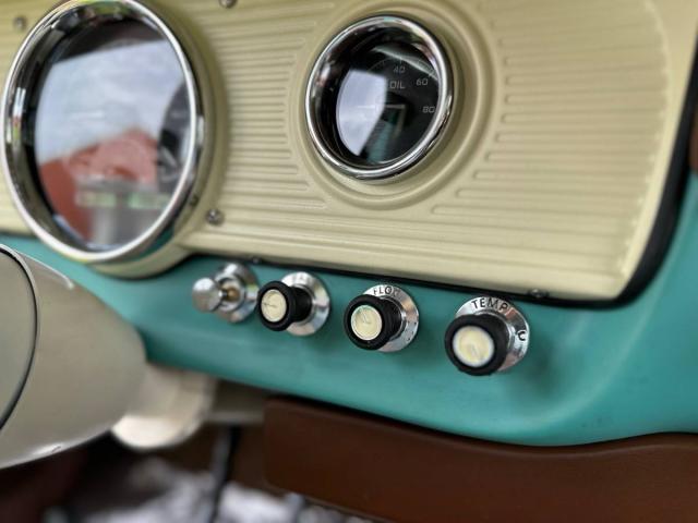 Ford F100 image 1