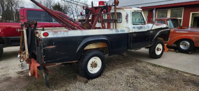 Ford F250 4x4 image 3
