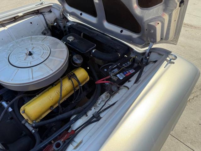 Ford Thunderbird Coupe image 1