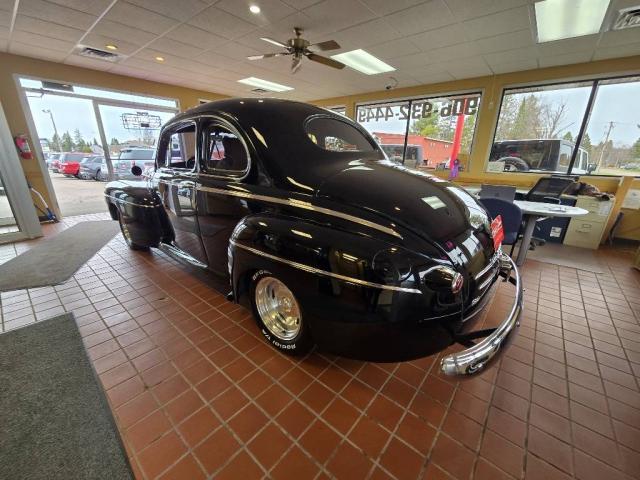 Ford Coupe image 6