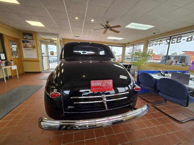 Ford Coupe image 4