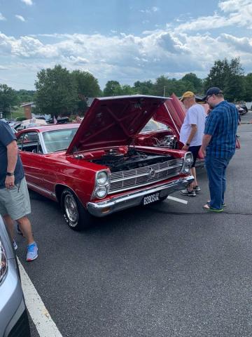 Ford Fairlane Gt image 2