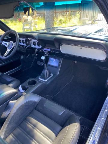 Ford Mustang image 6