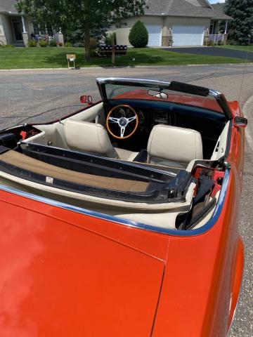 Ford Mustang Convertible image 9