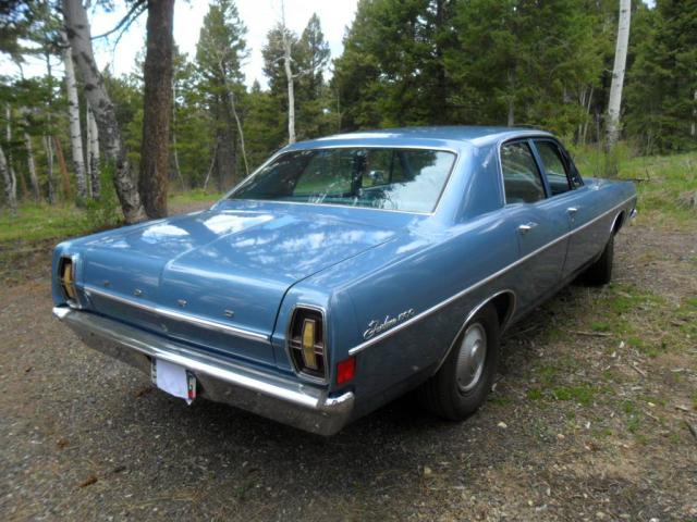 Ford Fairlane 500 image 1