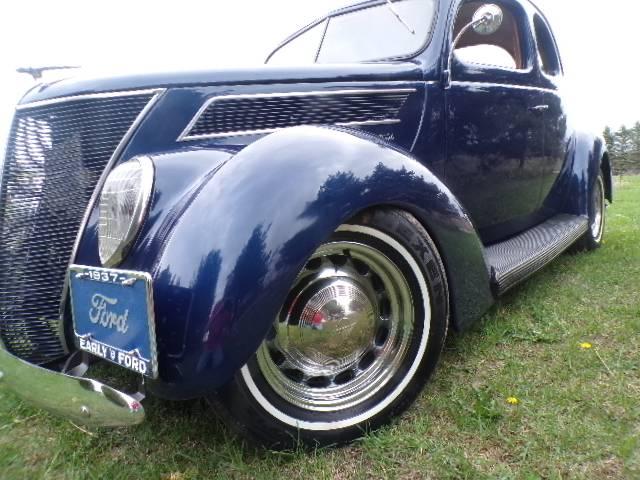 Ford Coupe image 6