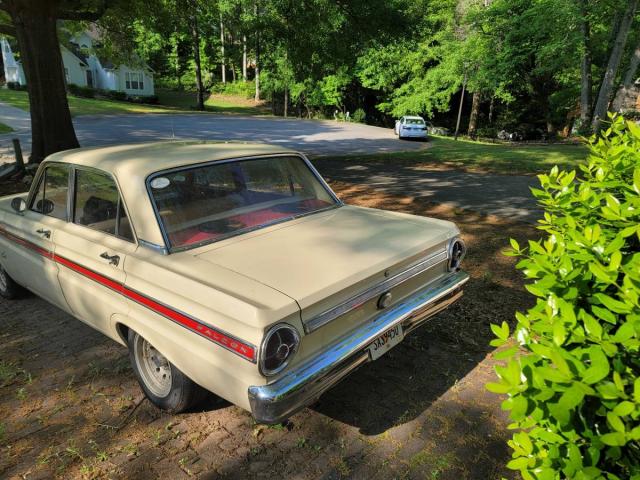 Ford Falcon Futura 4 Door image 2