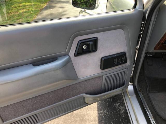 Ford Bronco Ll image 5
