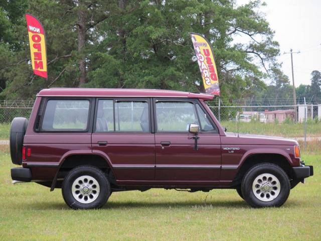 Mitsubishi Montero image 5