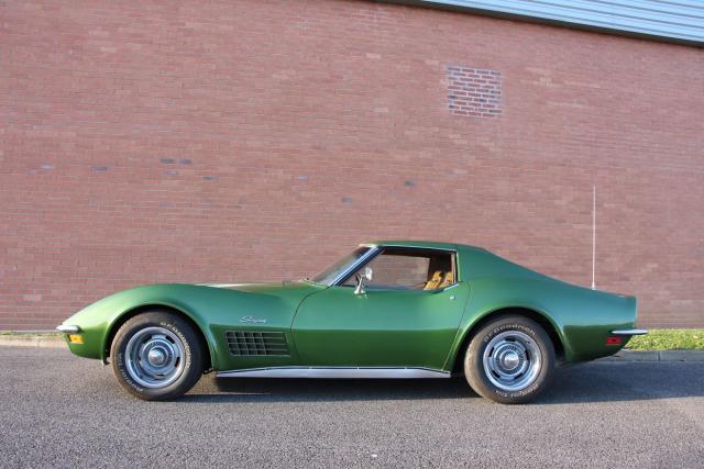 Chevrolet Corvette image 2