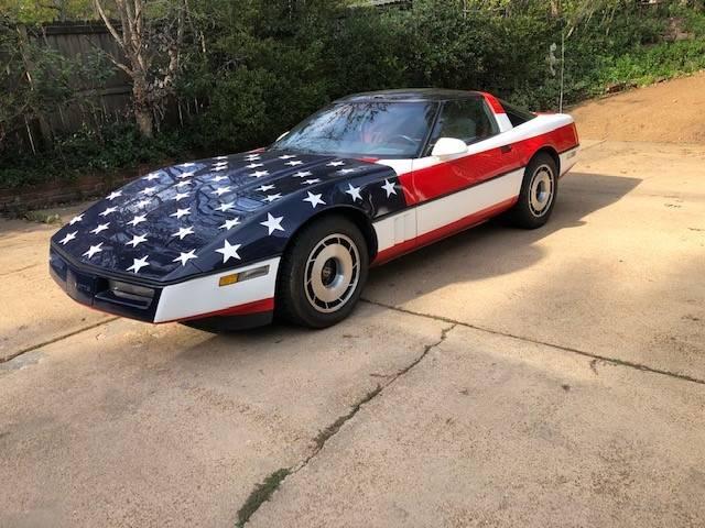 Chevrolet Corvette image 1