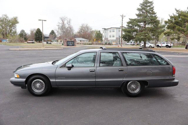 Chevrolet Caprice Base image 1