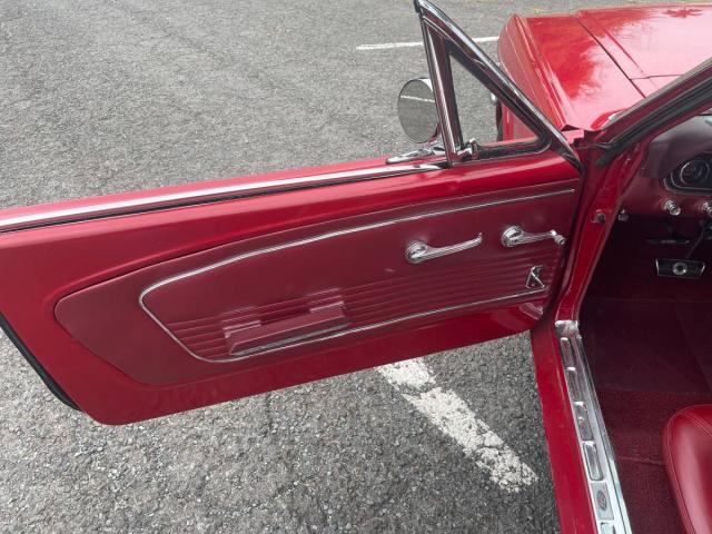 Ford Mustang image 8