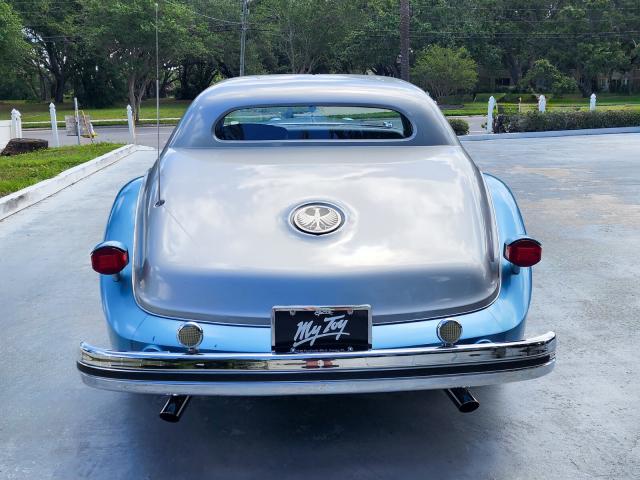 Chevrolet Corvette image 7