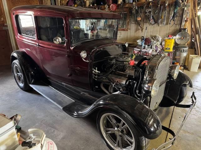 Ford Tudor image 3