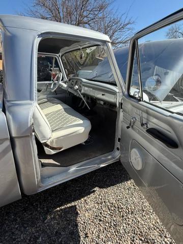 Ford F100 image 5