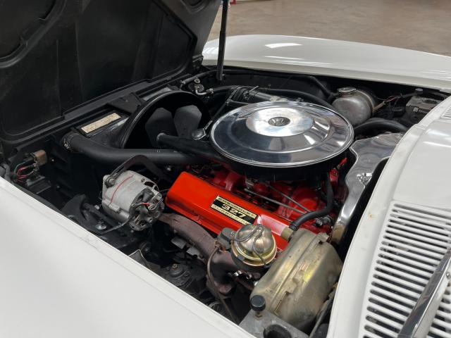 Chevrolet Corvette image 2