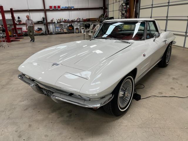 Chevrolet Corvette image 8