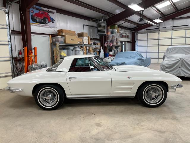 Chevrolet Corvette image 6