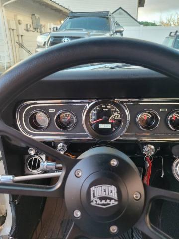 Ford Mustang image 2