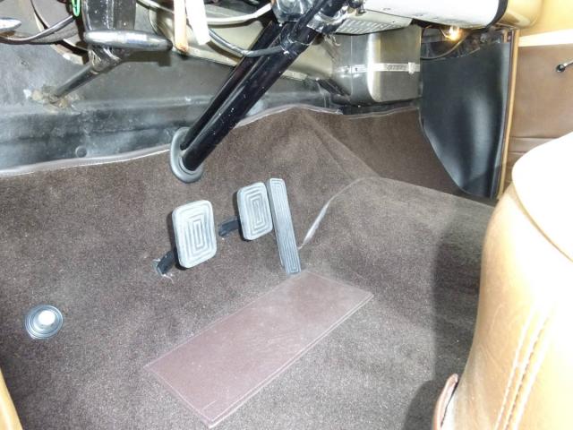 Ford Delixe image 3