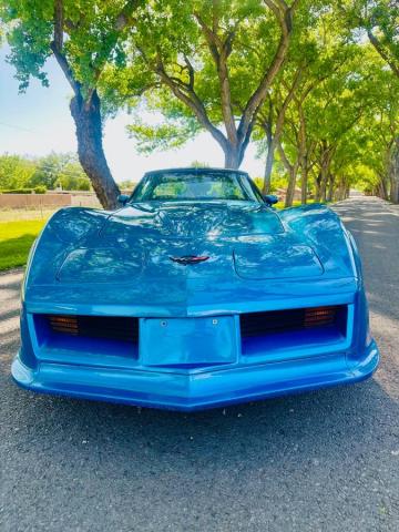 Chevrolet Corvette image 9
