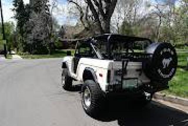 Ford Bronco image 6