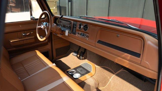 Chevrolet C10 image 6