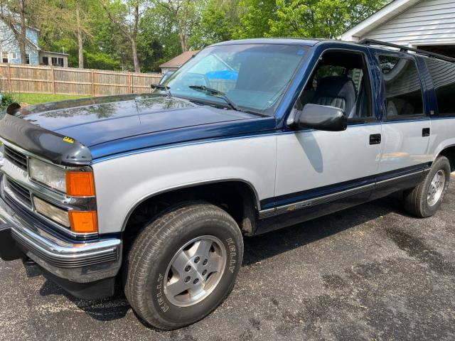 Chevrolet Suburban 1500 4x4 image 5