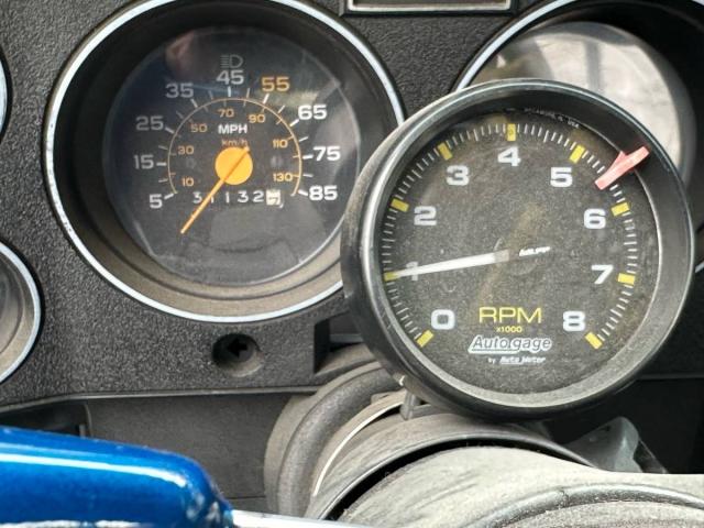 Chevrolet C30 image 2