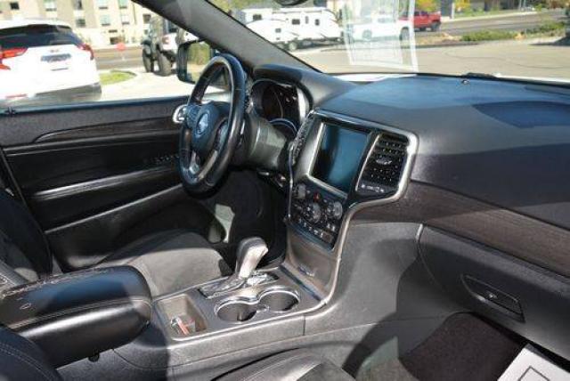 Jeep Grand Cherokee image 1