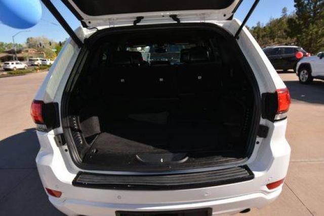 Jeep Grand Cherokee image 3